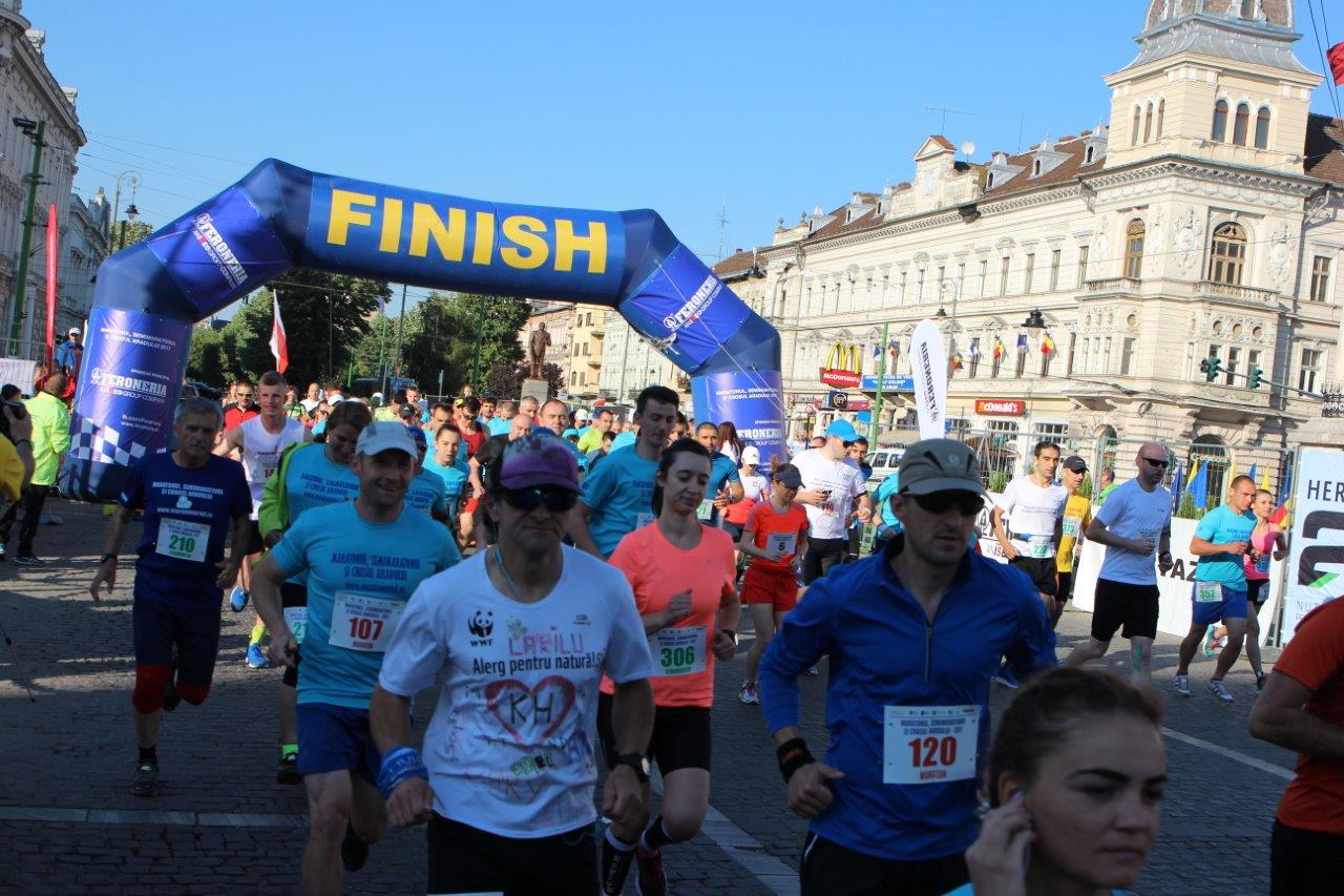 Inscrieri la MARATONUL, SEMIMARATONUL ȘI CROSUL ARADULUI – 2018 